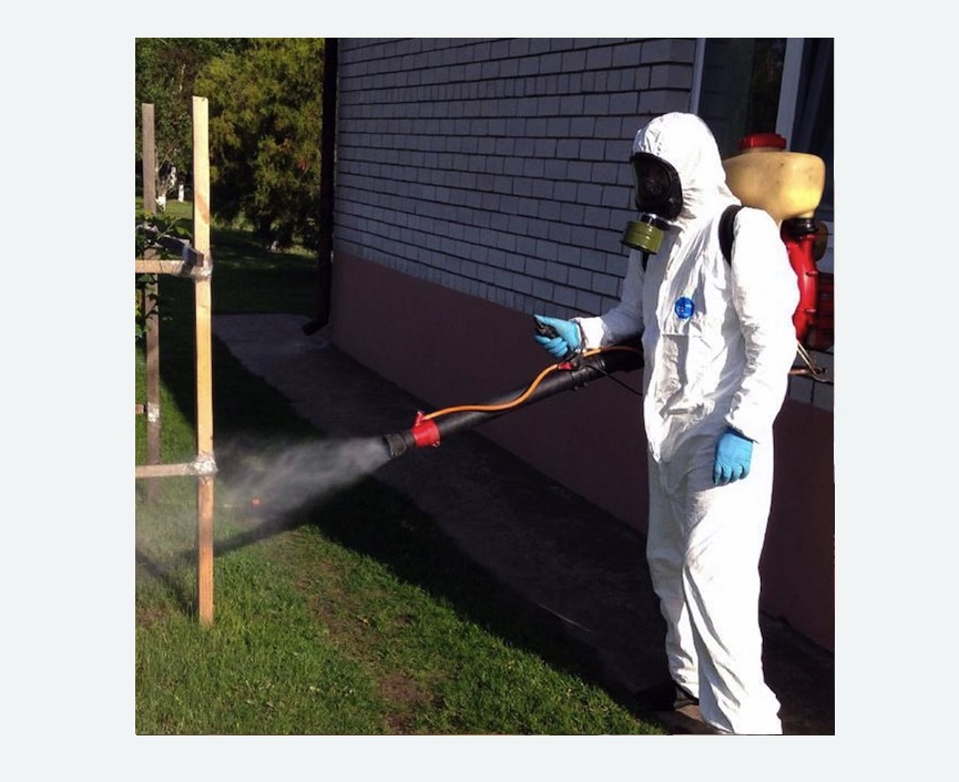 травля клещей на участке в Могоче